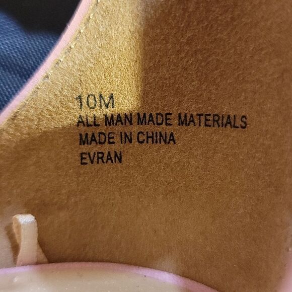 BRAND NEW WHITEMT BOWNOT LOW BLOCK HEEL SANDAL - Picture 13 of 15